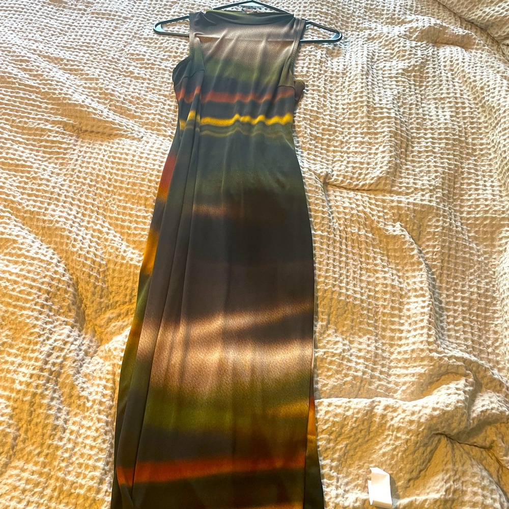 Large stretch midi dress